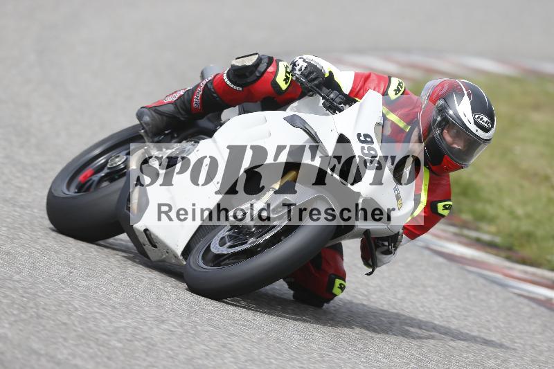 Archiv-2025/07 19.04.2025 Speer Racing ADR/Gruppe gelb/998